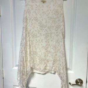 Giusy delicate silk 2 layered top. Size M